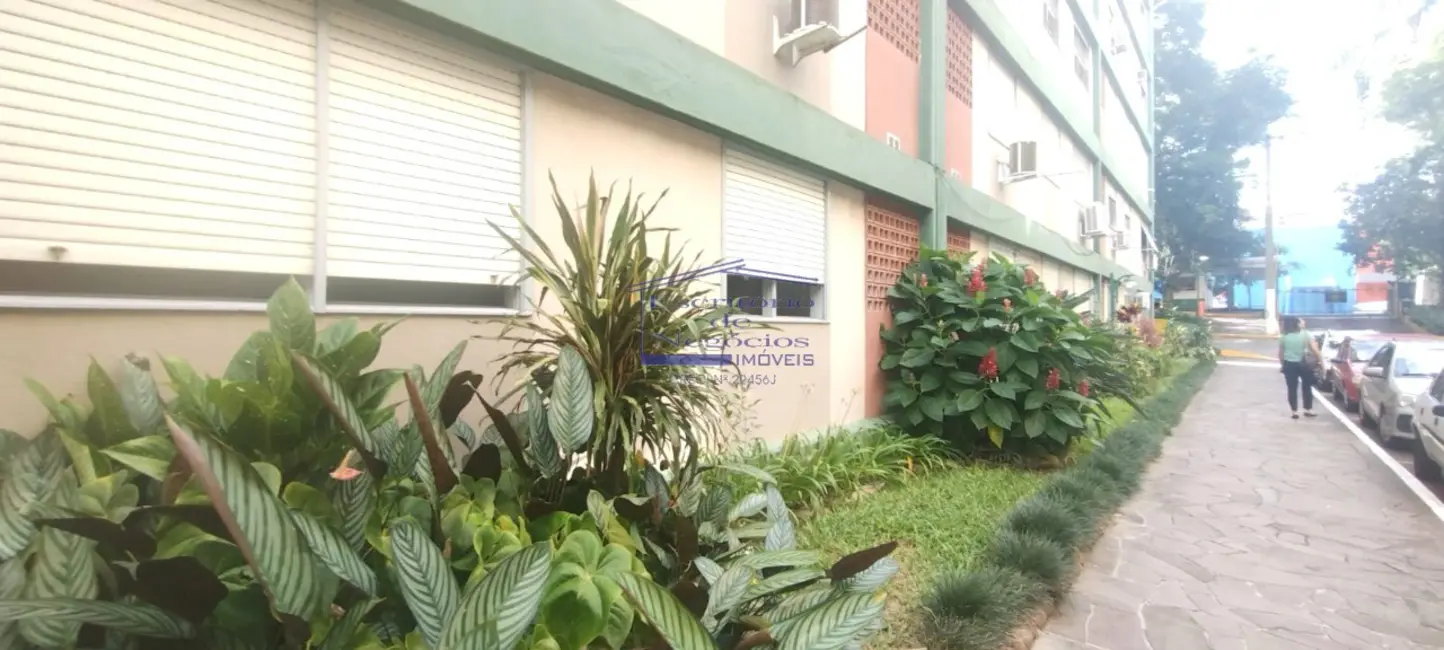 Foto 3 de Apartamento com 3 quartos à venda, 67m2 em Petrópolis, Porto Alegre - RS