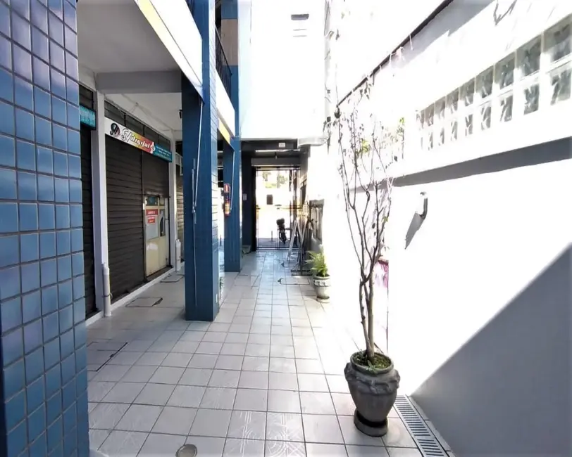 Foto 15 de Loja para alugar, 53m2 em Cavalhada, Porto Alegre - RS