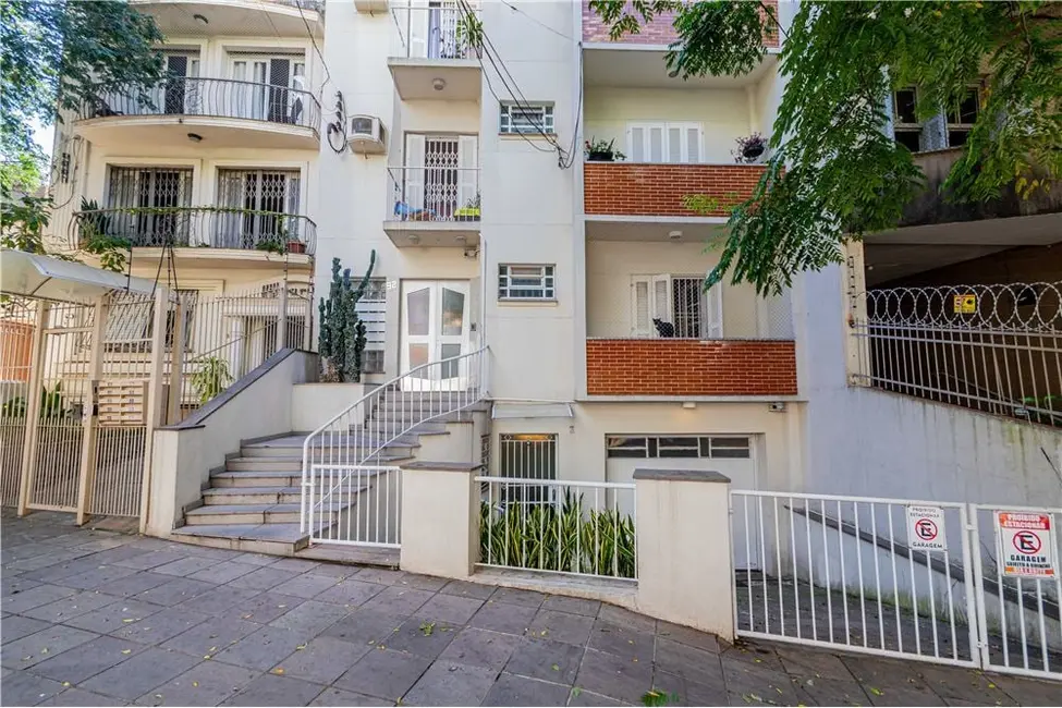 Apartamento com 2 quartos à venda, 110m2 em Independência, Porto Alegre - RS - imagem 5 Foto 5 de Apartamento com 2 quartos à venda, 110m2 em Independência, Porto Alegre - RS