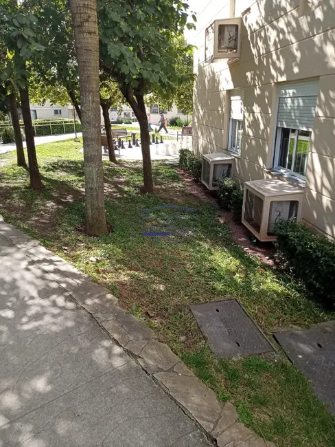 Foto 2 de Apartamento com 2 quartos à venda, 45m2 em Cristal, Porto Alegre - RS