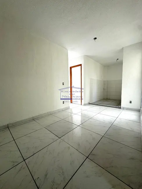 Foto 3 de Apartamento com 2 quartos à venda, 43m2 em Cavalhada, Porto Alegre - RS