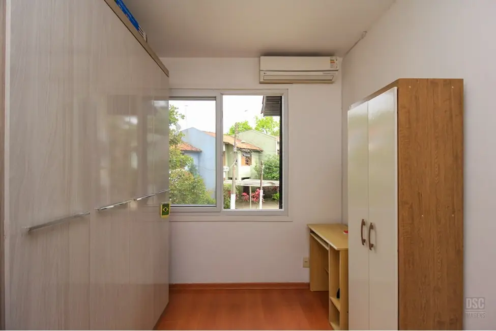 Foto 2 de Casa de Condomínio com 3 quartos à venda, 100m2 em Aberta dos Morros, Porto Alegre - RS