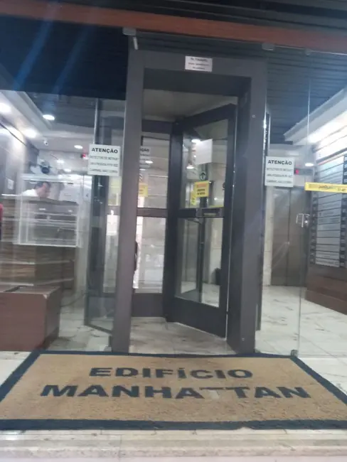 Foto 2 de Sala Comercial à venda, 43m2 em Centro Histórico, Porto Alegre - RS