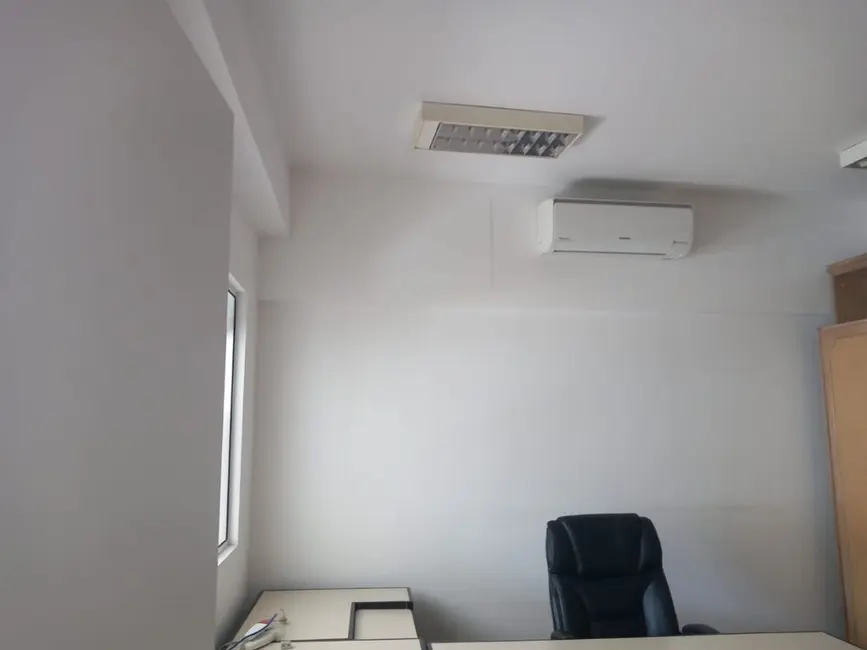 Sala Comercial à venda, 43m2 em Centro Histórico, Porto Alegre - RS - imagem 4 Foto 4 de Sala Comercial à venda, 43m2 em Centro Histórico, Porto Alegre - RS