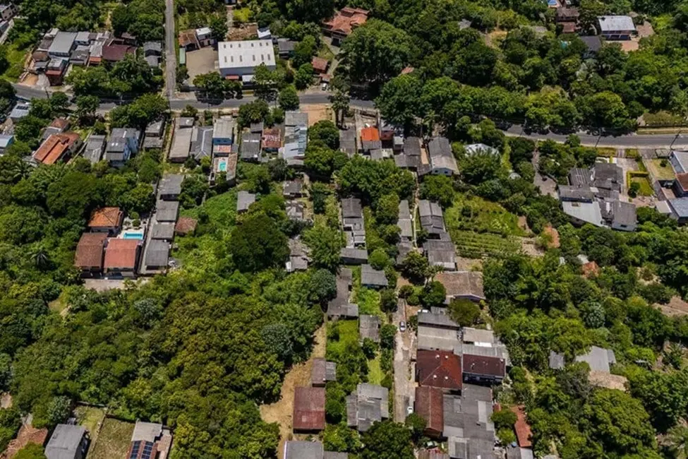 Foto 9 de Terreno / Lote à venda em Vila Nova, Porto Alegre - RS