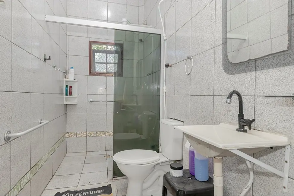 Casa com 3 quartos à venda, 250m2 em Espírito Santo, Porto Alegre - RS - imagem 3 Foto 3 de Casa com 3 quartos à venda, 250m2 em Espírito Santo, Porto Alegre - RS