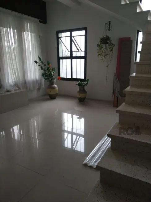 Foto 1 de Apartamento com 3 quartos à venda, 149m2 em Teresópolis, Porto Alegre - RS