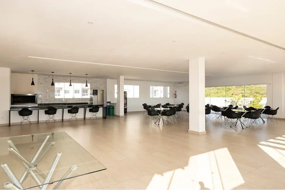 Apartamento com 2 quartos à venda, 54m2 em Jardim Carvalho, Porto Alegre - RS - imagem 8 Foto 8 de Apartamento com 2 quartos à venda, 54m2 em Jardim Carvalho, Porto Alegre - RS