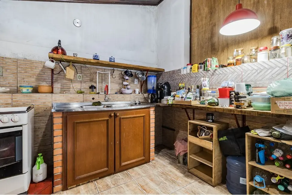 Casa com 3 quartos à venda, 260m2 em Partenon, Porto Alegre - RS - imagem 6 Foto 6 de Casa com 3 quartos à venda, 260m2 em Partenon, Porto Alegre - RS