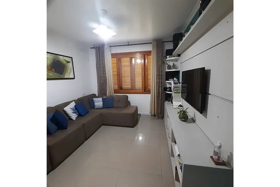 Foto 2 de Apartamento com 2 quartos à venda, 55m2 em Santa Tereza, Porto Alegre - RS