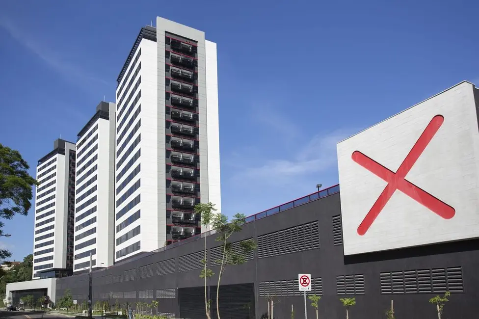 Apartamento com 1 quarto à venda, 68m2 em Petrópolis, Porto Alegre - RS - imagem 3 Foto 3 de Apartamento com 1 quarto à venda, 68m2 em Petrópolis, Porto Alegre - RS