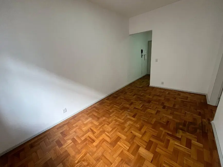 Apartamento com 1 quarto à venda, 40m2 em Centro Histórico, Porto Alegre - RS - imagem 7 Foto 7 de Apartamento com 1 quarto à venda, 40m2 em Centro Histórico, Porto Alegre - RS