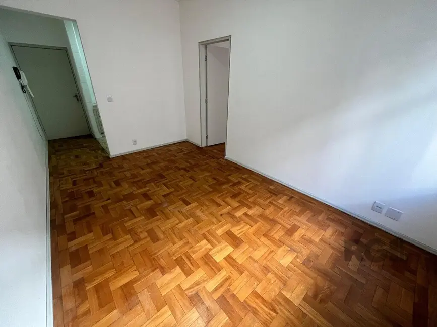 Apartamento com 1 quarto à venda, 40m2 em Centro Histórico, Porto Alegre - RS - imagem 8 Foto 8 de Apartamento com 1 quarto à venda, 40m2 em Centro Histórico, Porto Alegre - RS