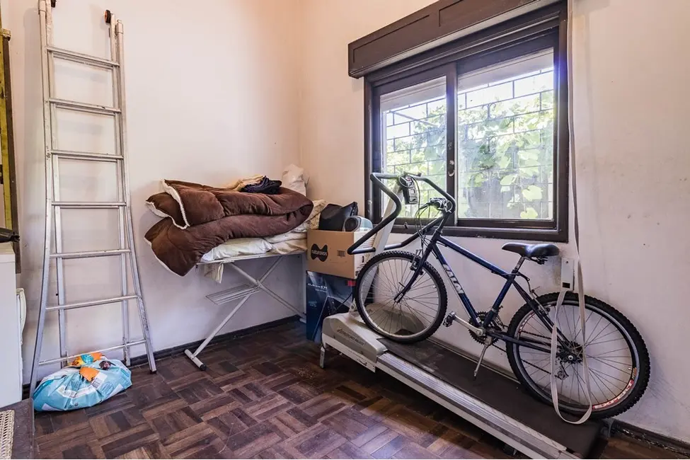 Foto 6 de Casa com 3 quartos à venda, 264m2 em Partenon, Porto Alegre - RS