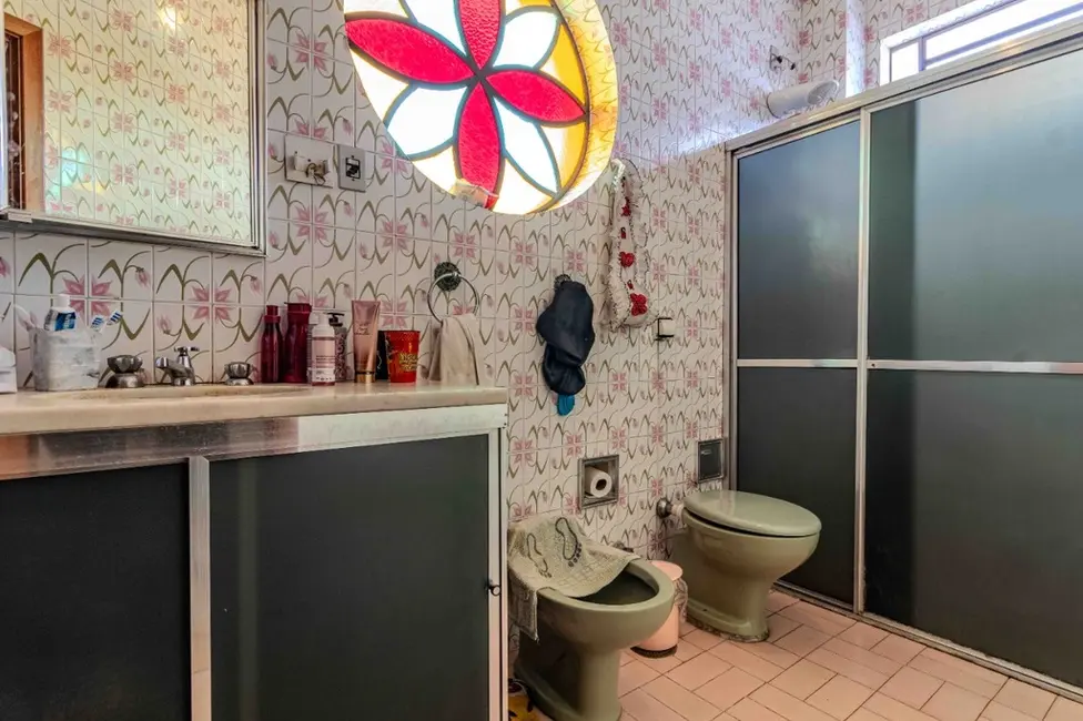 Foto 2 de Casa com 4 quartos à venda, 250m2 em São João, Porto Alegre - RS