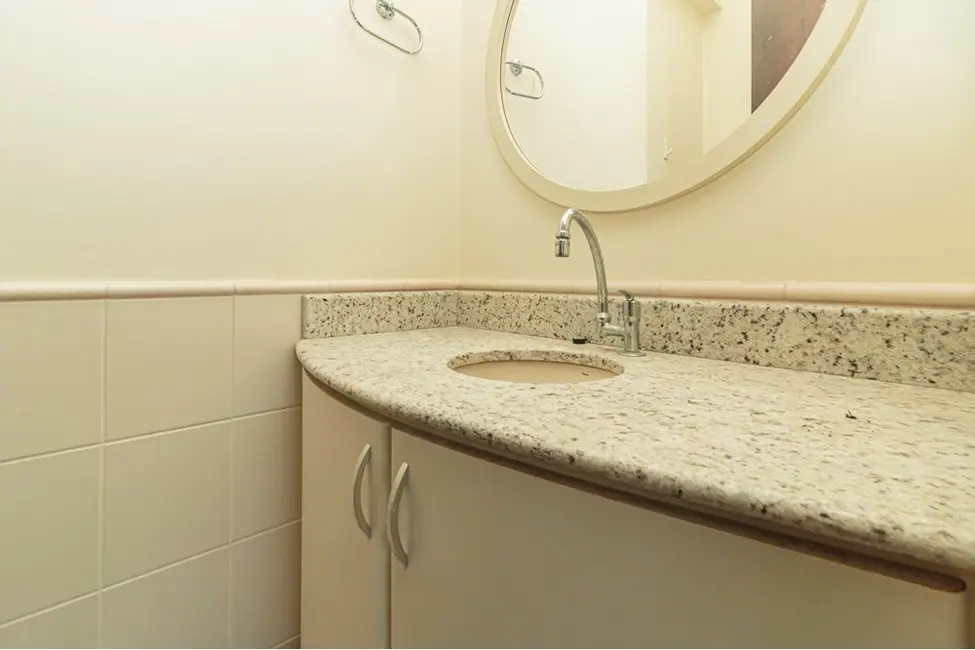 Foto 7 de Sala Comercial à venda, 32m2 em Petrópolis, Porto Alegre - RS