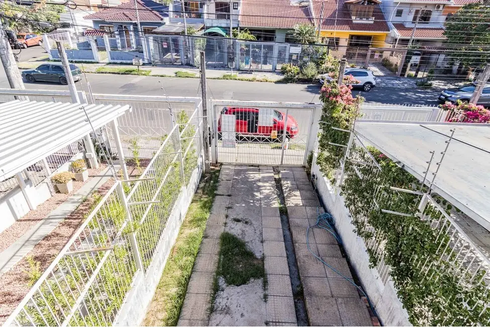 Foto 5 de Casa com 2 quartos à venda, 78m2 em Guarujá, Porto Alegre - RS