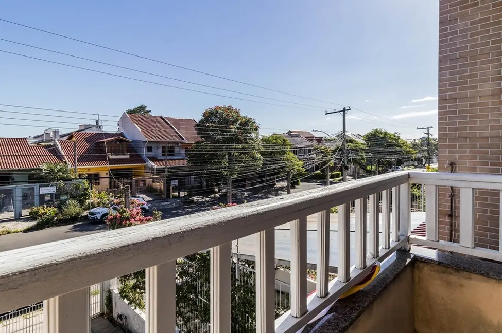 Foto 7 de Casa com 2 quartos à venda, 78m2 em Guarujá, Porto Alegre - RS