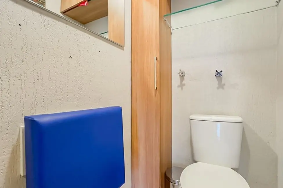 Foto 2 de Sala Comercial à venda, 35m2 em Petrópolis, Porto Alegre - RS