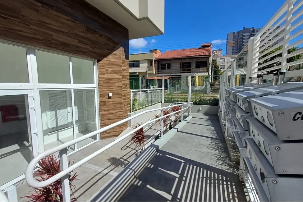 Apartamento com 2 quartos à venda, 64m2 em Vila Ipiranga, Porto Alegre - RS - imagem 9 Foto 9 de Apartamento com 2 quartos à venda, 64m2 em Vila Ipiranga, Porto Alegre - RS