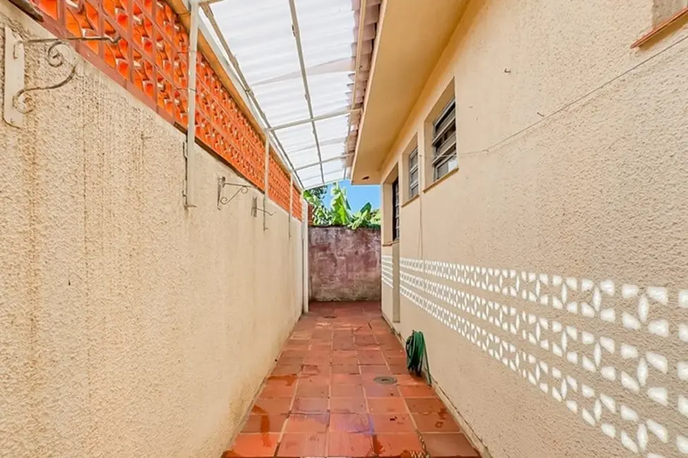 Casa com 3 quartos à venda, 200m2 em Jardim Lindóia, Porto Alegre - RS - imagem 8 Foto 8 de Casa com 3 quartos à venda, 200m2 em Jardim Lindóia, Porto Alegre - RS