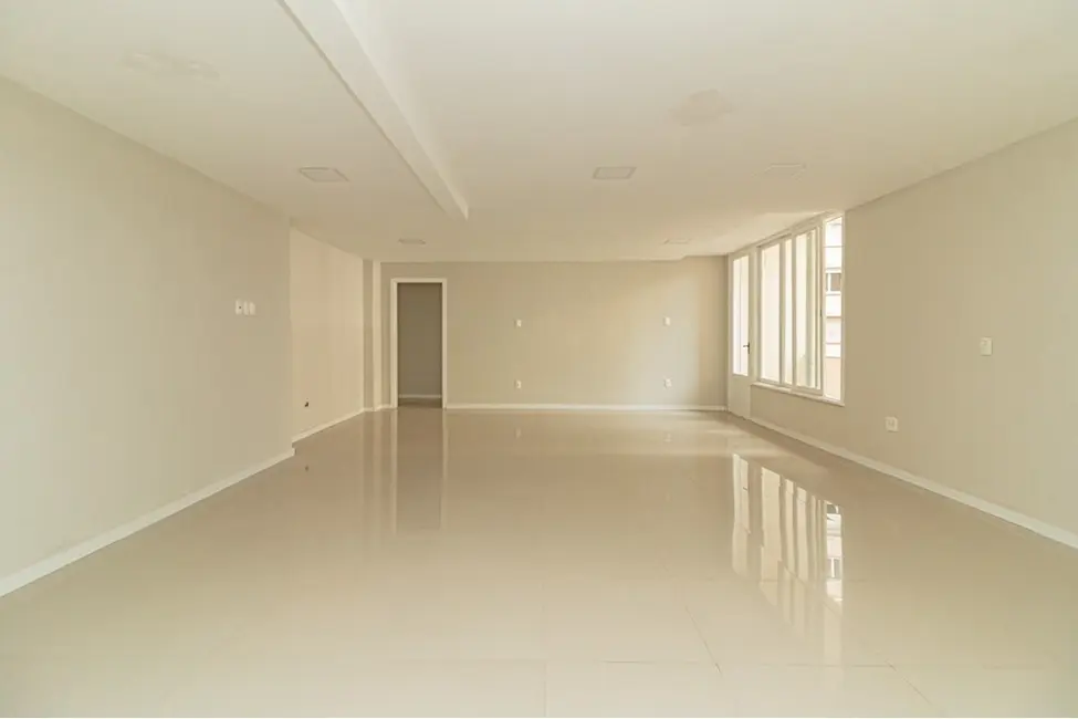 Foto 1 de Apartamento com 3 quartos à venda, 147m2 em Moinhos de Vento, Porto Alegre - RS