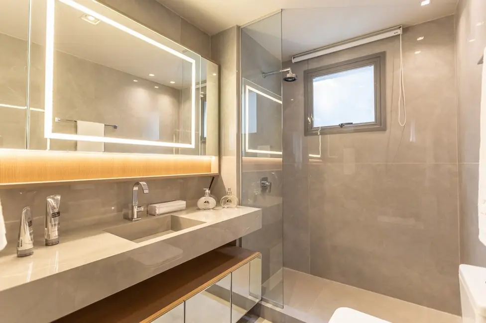 Foto 9 de Apartamento com 3 quartos à venda, 203m2 em Jardim Europa, Porto Alegre - RS