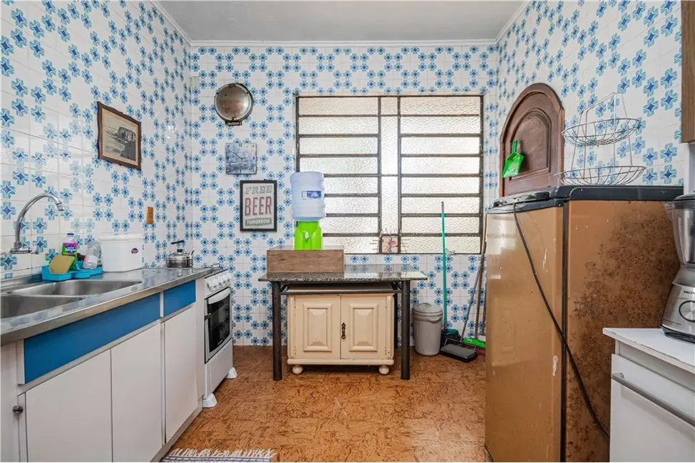 Casa com 5 quartos à venda, 400m2 em Petrópolis, Porto Alegre - RS - imagem 9 Foto 9 de Casa com 5 quartos à venda, 400m2 em Petrópolis, Porto Alegre - RS