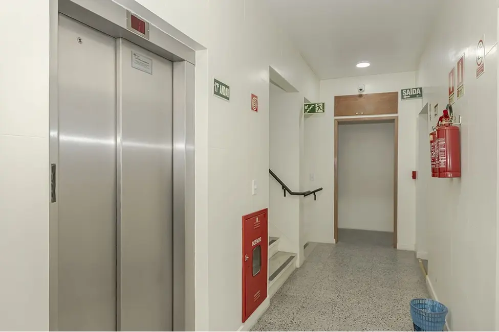 Foto 8 de Sala Comercial à venda, 47m2 em Centro Histórico, Porto Alegre - RS