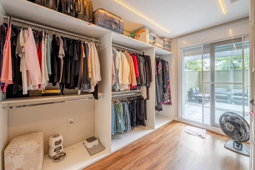 Foto 9 de Apartamento com 3 quartos à venda, 150m2 em Cristal, Porto Alegre - RS