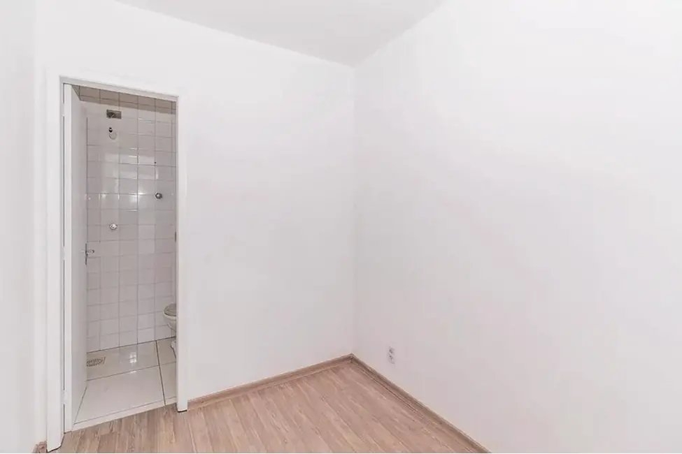 Foto 2 de Apartamento com 2 quartos à venda, 69m2 em Vila Ipiranga, Porto Alegre - RS