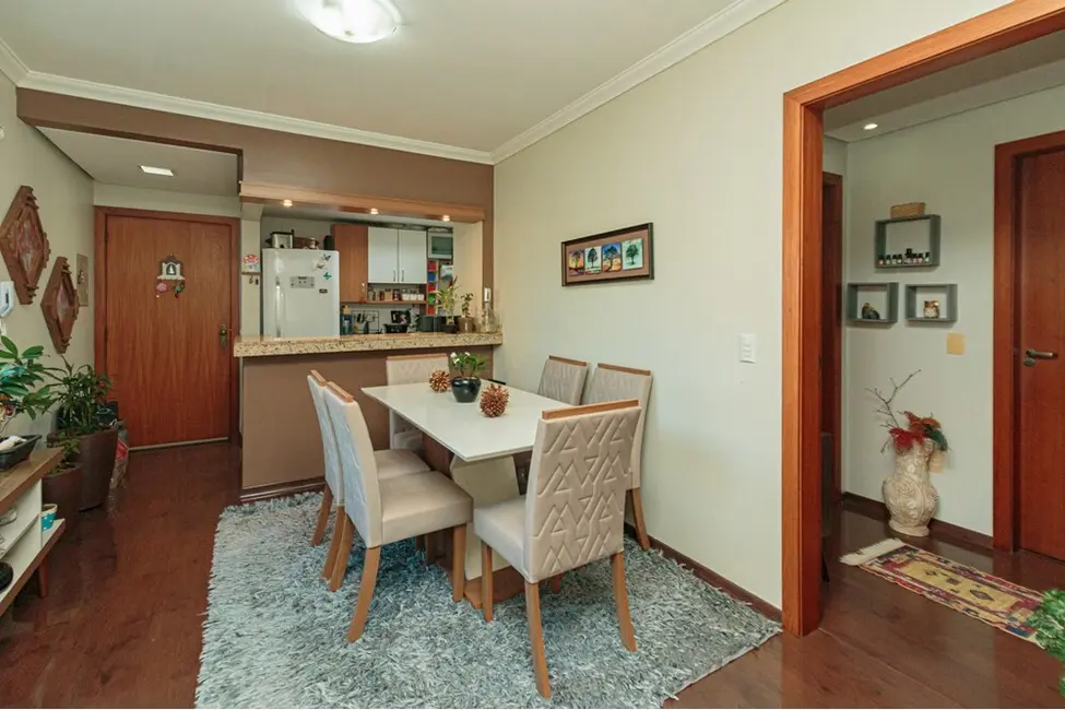 Apartamento com 2 quartos à venda, 68m2 em Menino Deus, Porto Alegre - RS - imagem 3 Foto 3 de Apartamento com 2 quartos à venda, 68m2 em Menino Deus, Porto Alegre - RS