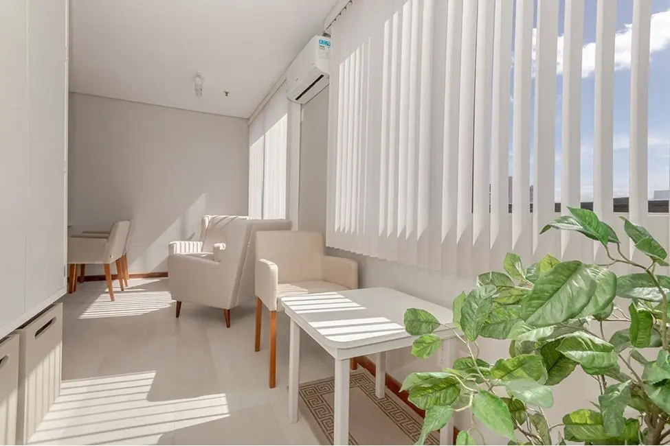Foto 1 de Sala Comercial à venda, 28m2 em Menino Deus, Porto Alegre - RS