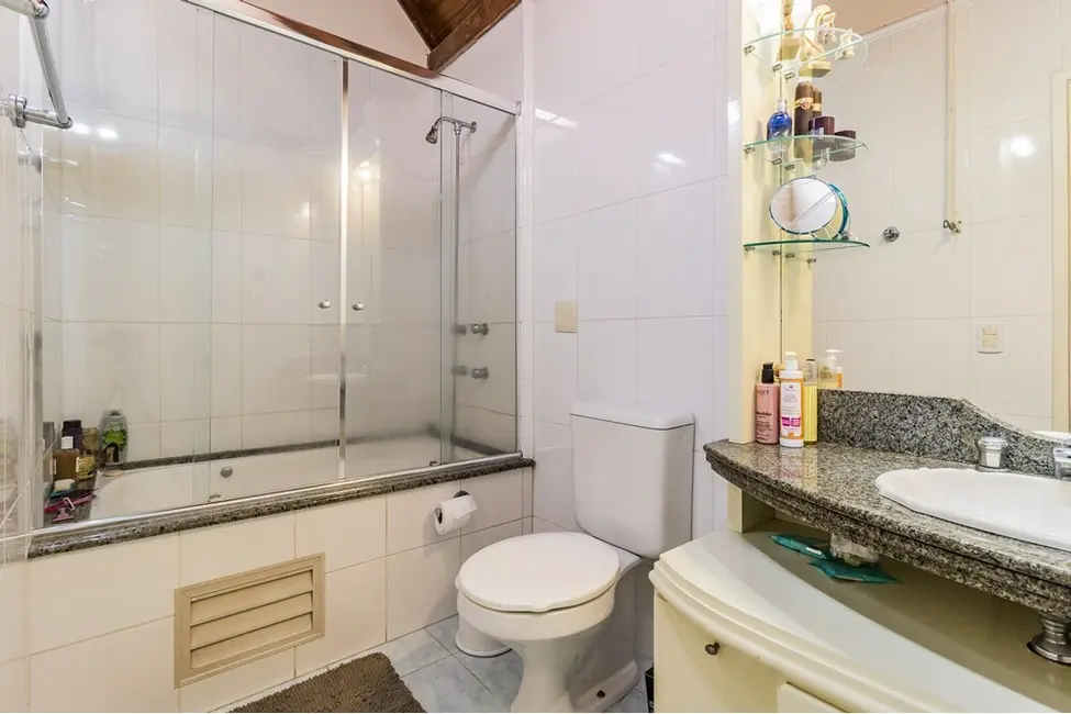 Foto 8 de Casa de Condomínio com 3 quartos à venda, 109m2 em Teresópolis, Porto Alegre - RS