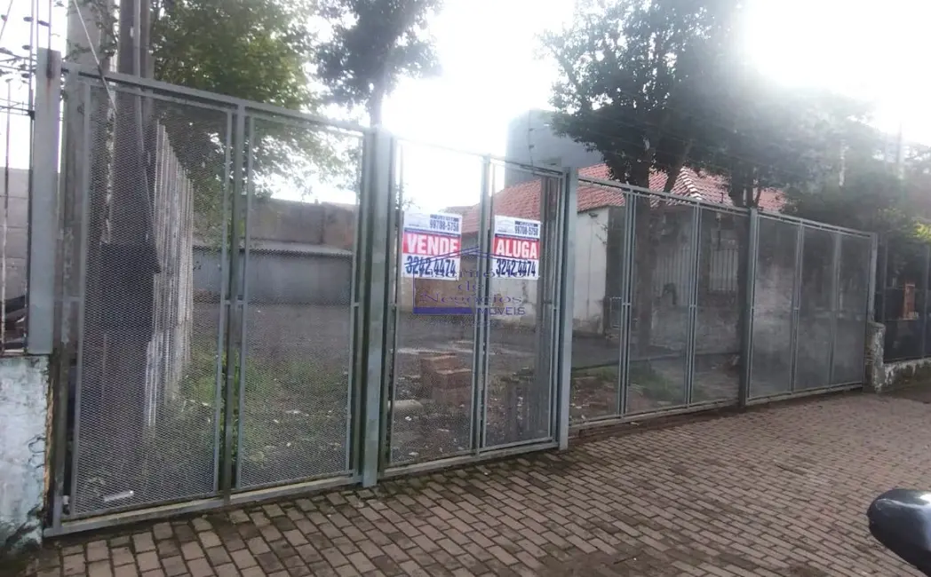 Foto 1 de Terreno / Lote à venda, 315m2 em Cavalhada, Porto Alegre - RS