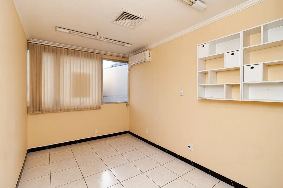 Foto 9 de Sala Comercial à venda, 36m2 em Moinhos de Vento, Porto Alegre - RS
