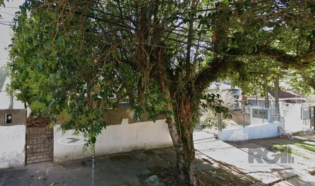 Foto 1 de Terreno / Lote à venda em Vila Ipiranga, Porto Alegre - RS