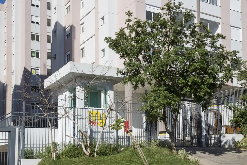 Foto 3 de Apartamento com 2 quartos à venda, 51m2 em Vila São José, Porto Alegre - RS