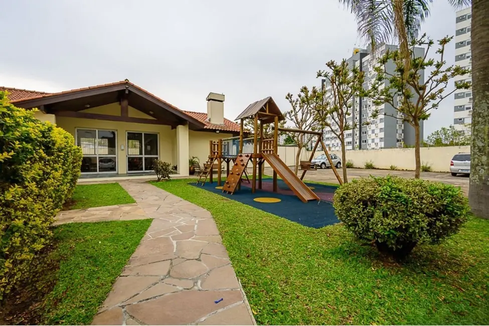 Foto 3 de Apartamento com 2 quartos à venda, 52m2 em Glória, Porto Alegre - RS