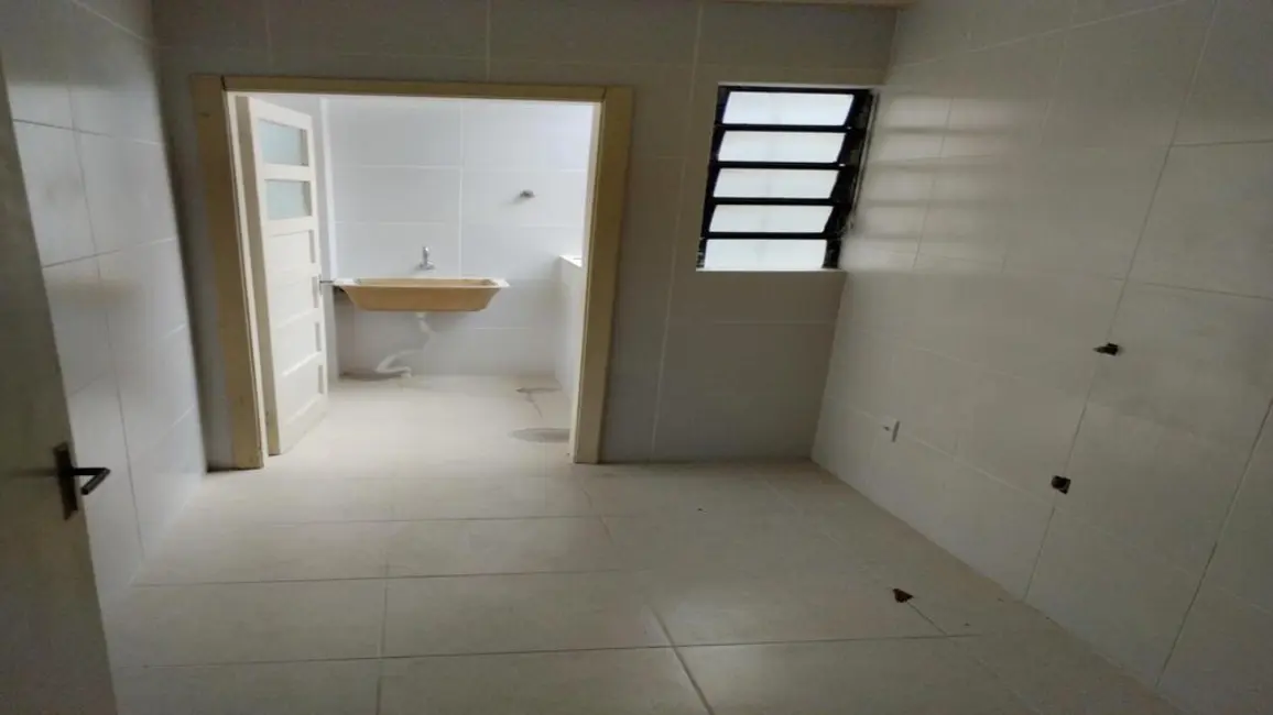 Apartamento com 1 quarto à venda, 40m2 em Menino Deus, Porto Alegre - RS - imagem 4 Foto 4 de Apartamento com 1 quarto à venda, 40m2 em Menino Deus, Porto Alegre - RS