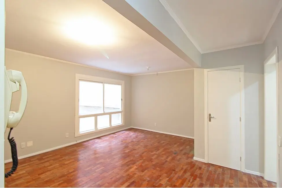Apartamento com 1 quarto à venda, 35m2 em Centro Histórico, Porto Alegre - RS - imagem 6 Foto 6 de Apartamento com 1 quarto à venda, 35m2 em Centro Histórico, Porto Alegre - RS
