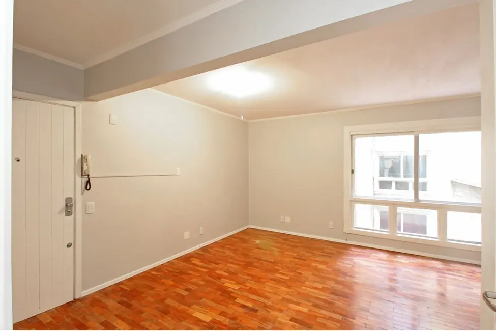 Apartamento com 1 quarto à venda, 35m2 em Centro Histórico, Porto Alegre - RS - imagem 7 Foto 7 de Apartamento com 1 quarto à venda, 35m2 em Centro Histórico, Porto Alegre - RS