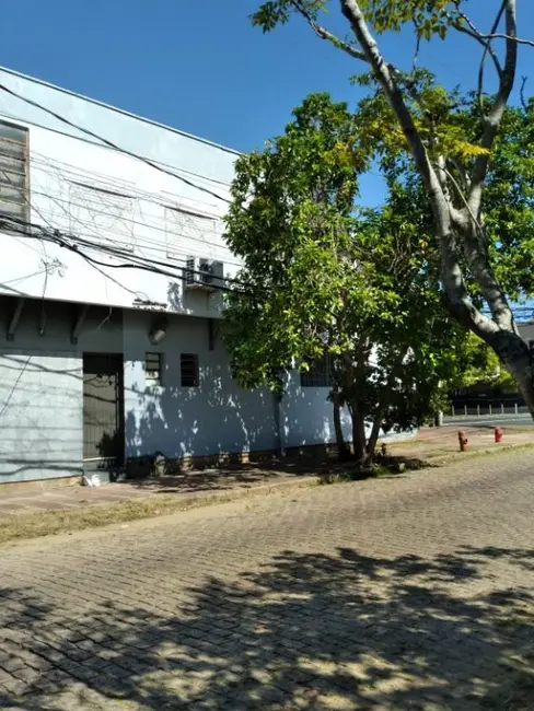 Foto 1 de Apartamento com 1 quarto à venda, 32m2 em Passo da Areia, Porto Alegre - RS