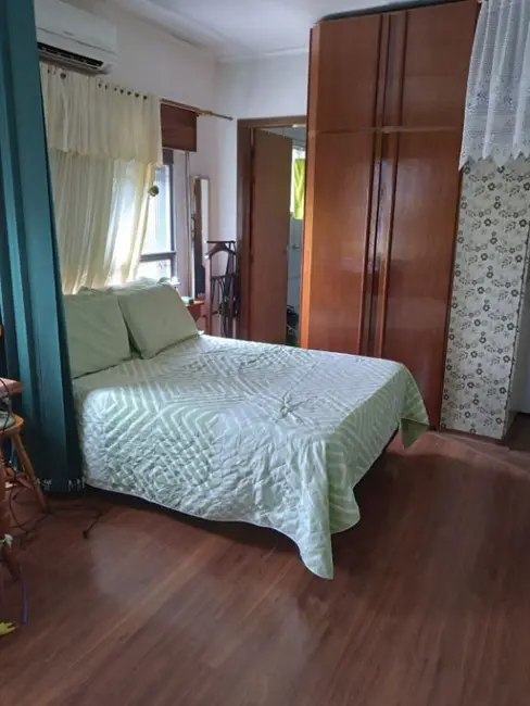 Apartamento com 1 quarto à venda, 32m2 em Passo da Areia, Porto Alegre - RS - imagem 3 Foto 3 de Apartamento com 1 quarto à venda, 32m2 em Passo da Areia, Porto Alegre - RS