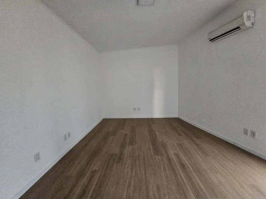 Foto 2 de Sala Comercial à venda, 29m2 em Floresta, Porto Alegre - RS