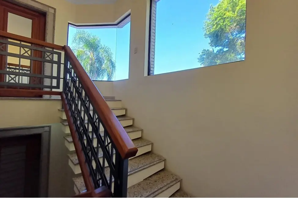 Foto 2 de Casa com 4 quartos à venda, 738m2 em Partenon, Porto Alegre - RS