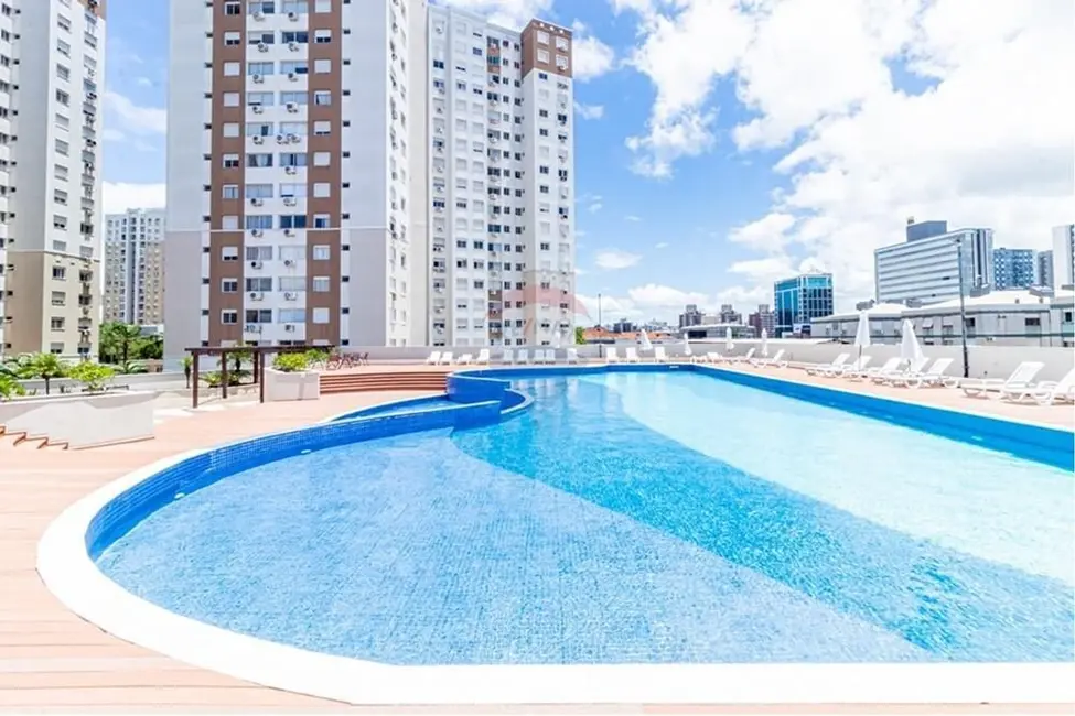 Foto 2 de Apartamento com 3 quartos à venda, 69m2 em Vila Ipiranga, Porto Alegre - RS