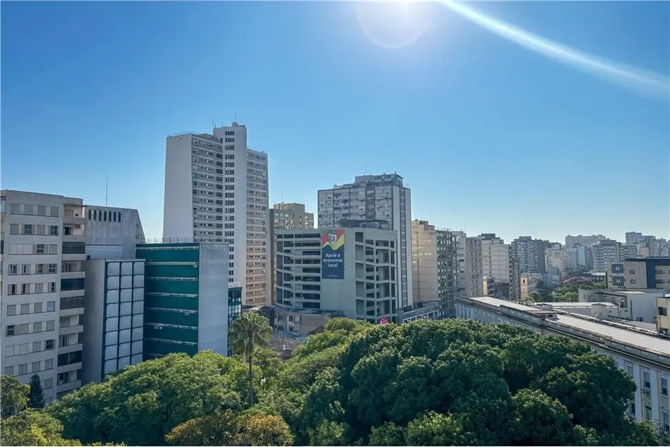 Sala Comercial à venda, 35m2 em Centro Histórico, Porto Alegre - RS - imagem 9 Foto 9 de Sala Comercial à venda, 35m2 em Centro Histórico, Porto Alegre - RS