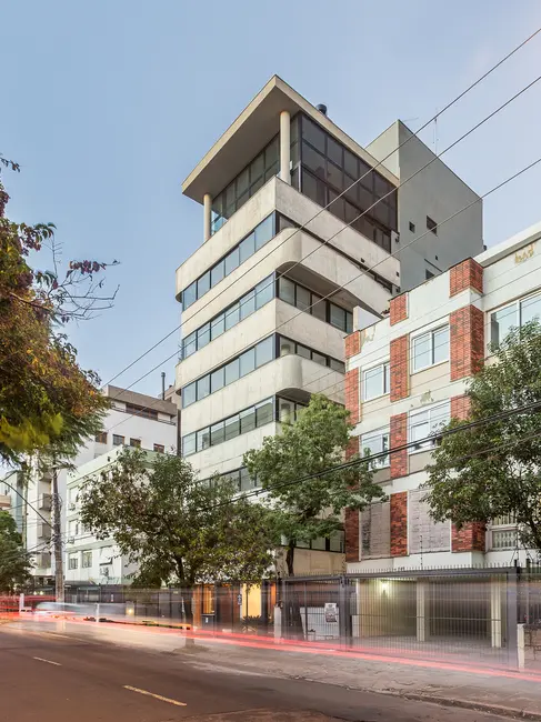 Apartamento com 3 quartos à venda, 111m2 em Menino Deus, Porto Alegre - RS - imagem 1 Foto 1 de Apartamento com 3 quartos à venda, 111m2 em Menino Deus, Porto Alegre - RS