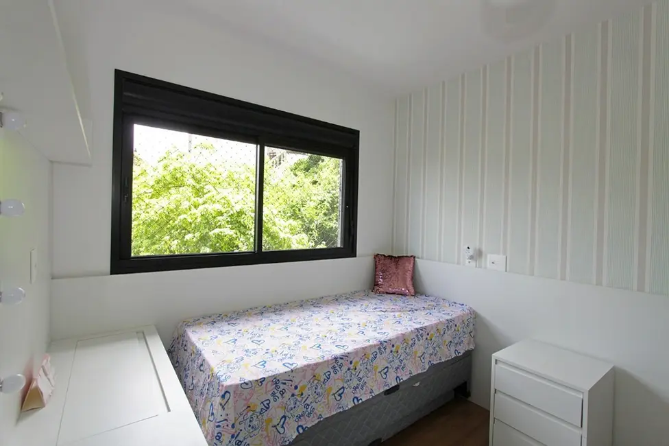 Apartamento com 3 quartos à venda, 101m2 em Menino Deus, Porto Alegre - RS - imagem 6 Foto 6 de Apartamento com 3 quartos à venda, 101m2 em Menino Deus, Porto Alegre - RS